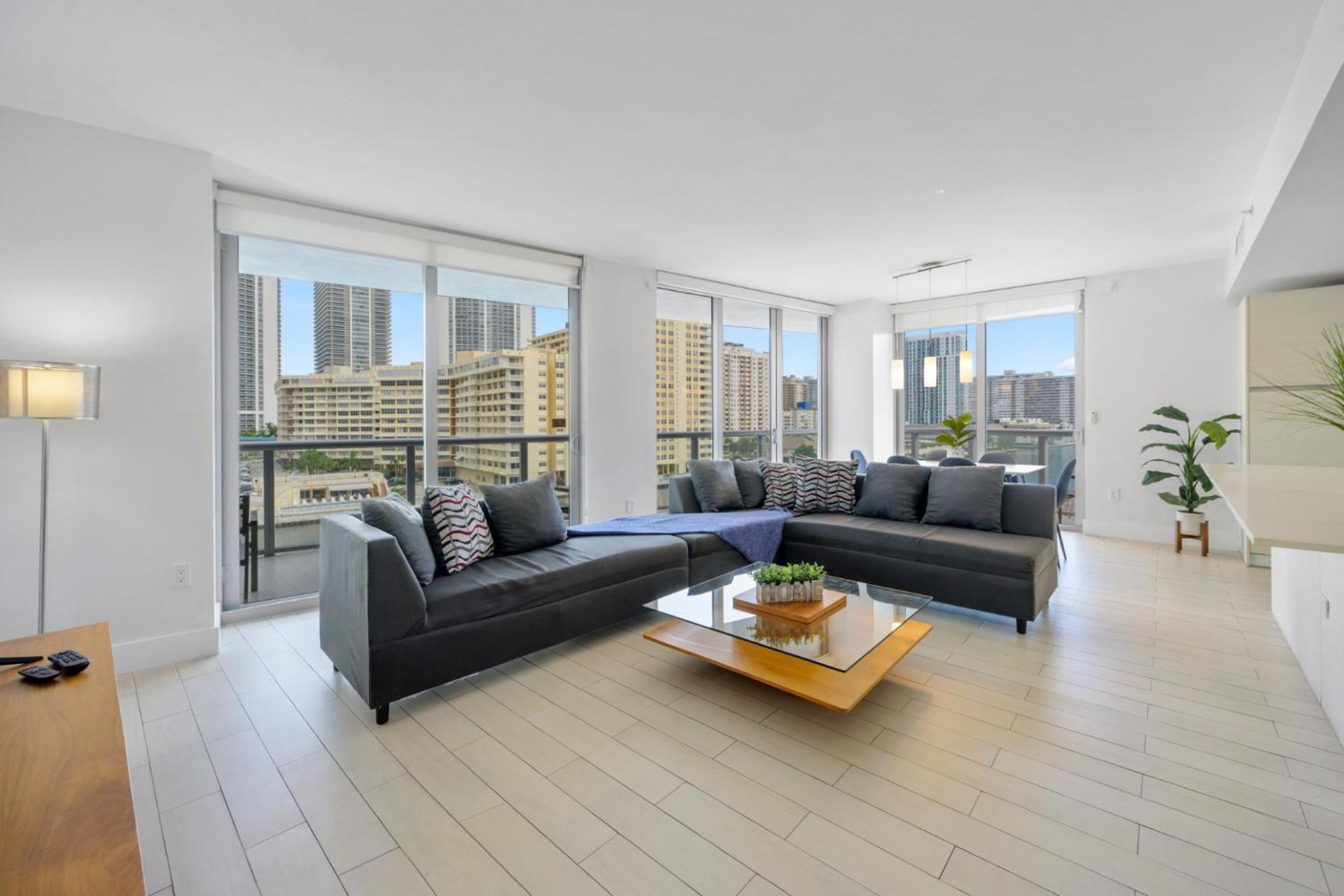 Hallandale Sky Water View Холандейл Бийч Екстериор снимка
