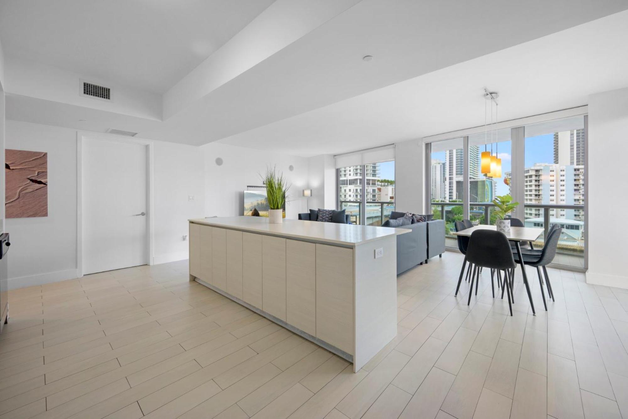 Hallandale Sky Water View Холандейл Бийч Екстериор снимка