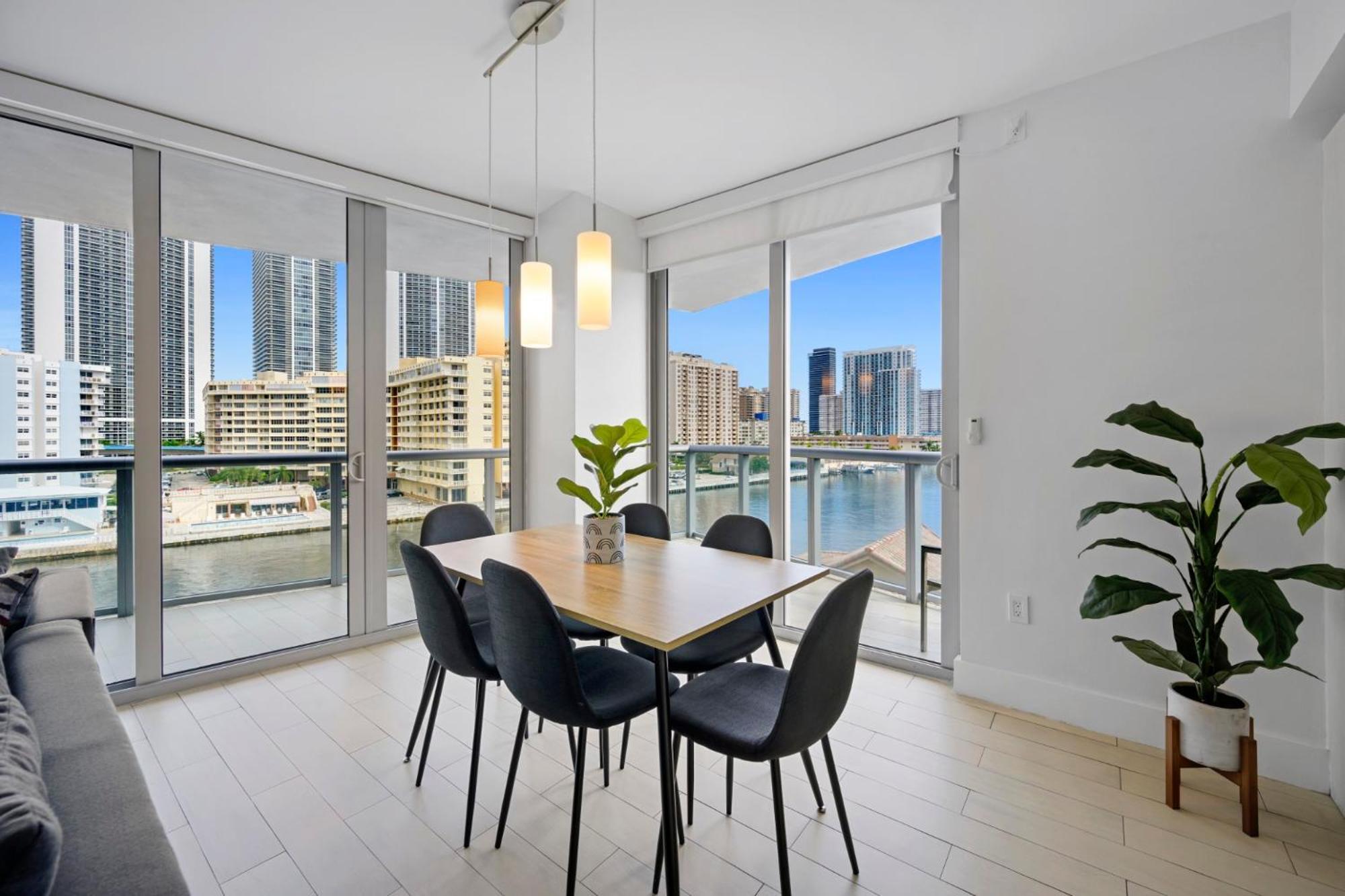 Hallandale Sky Water View Холандейл Бийч Екстериор снимка