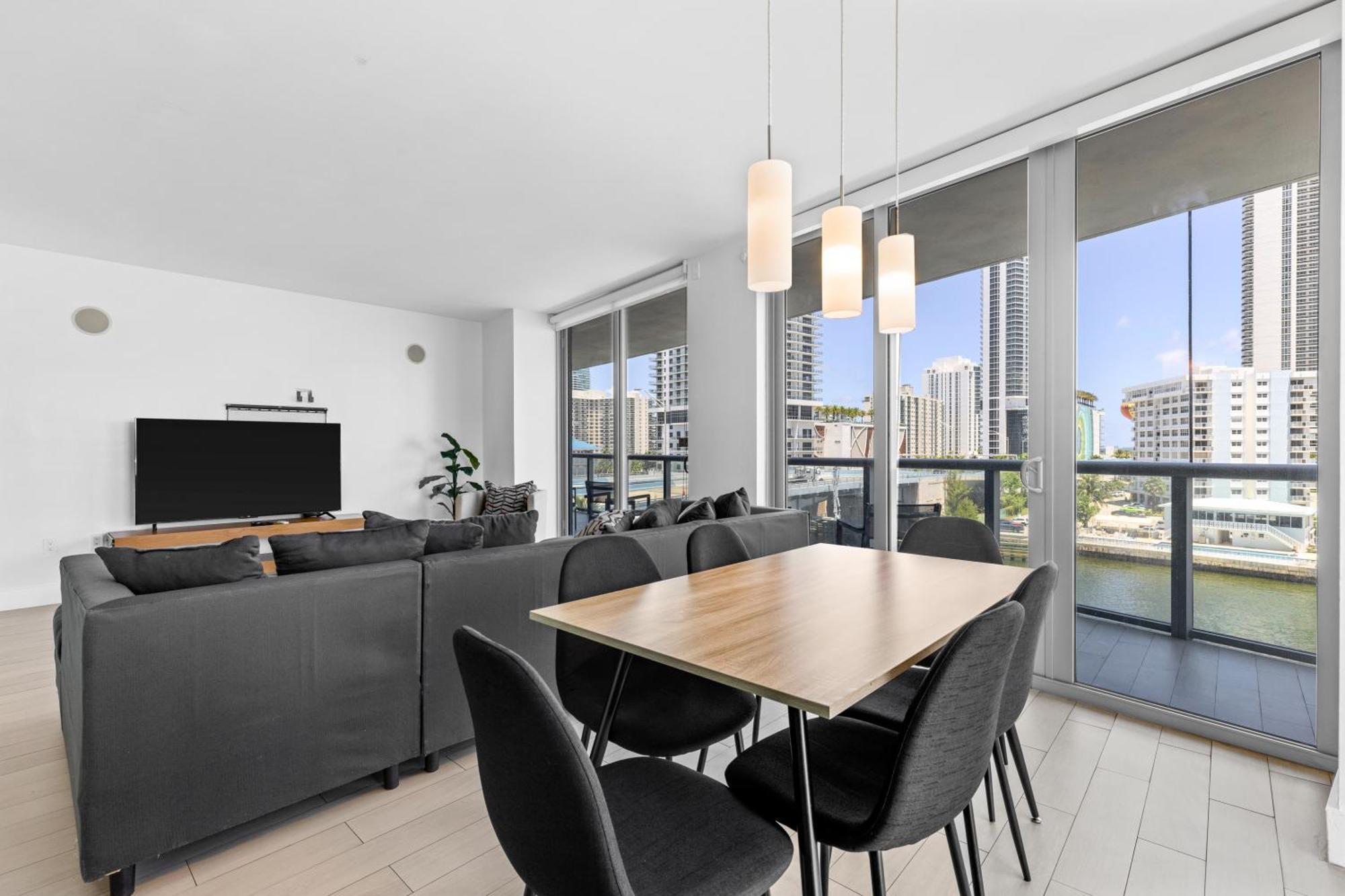 Hallandale Sky Water View Холандейл Бийч Екстериор снимка