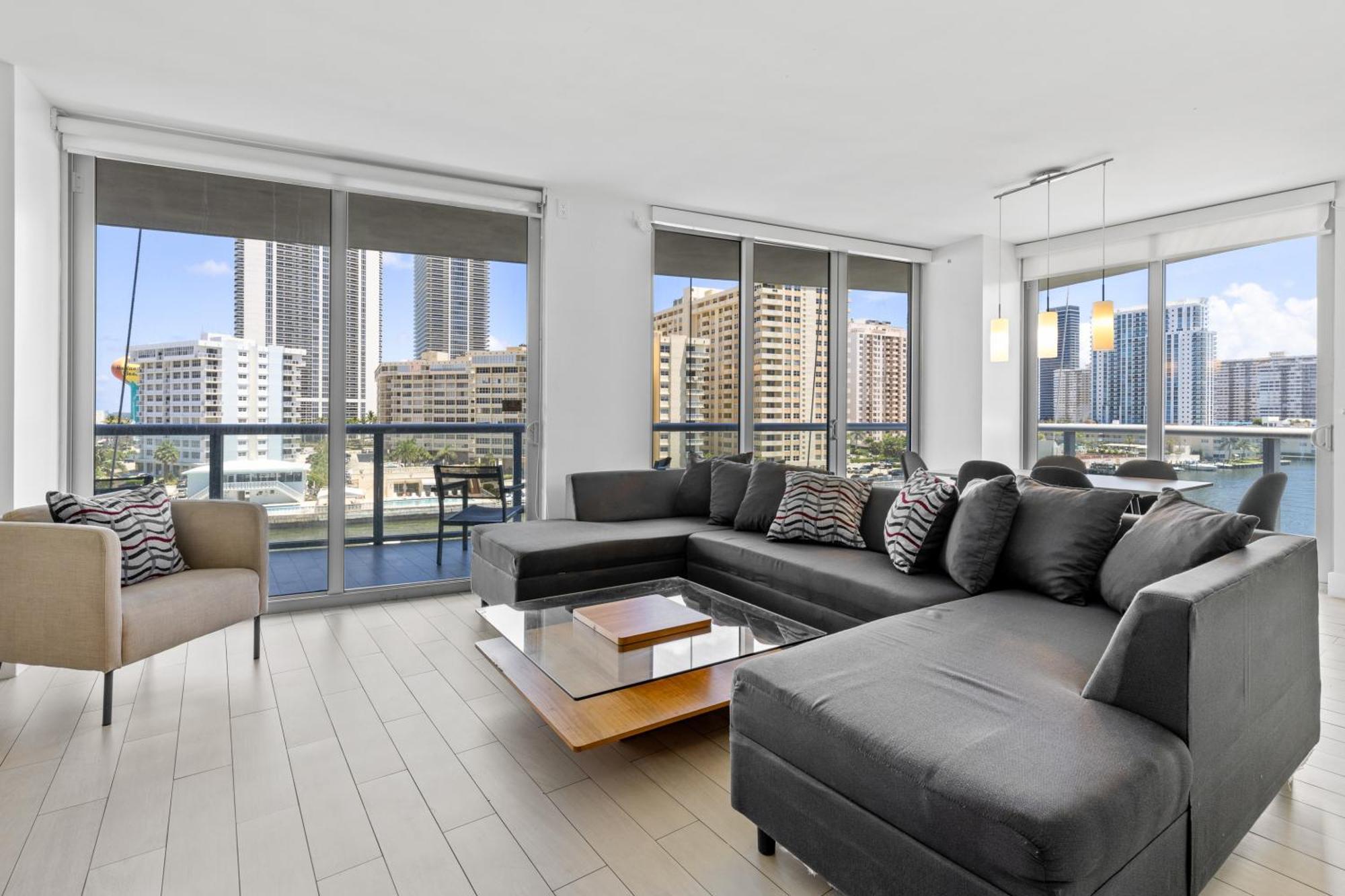 Hallandale Sky Water View Холандейл Бийч Екстериор снимка