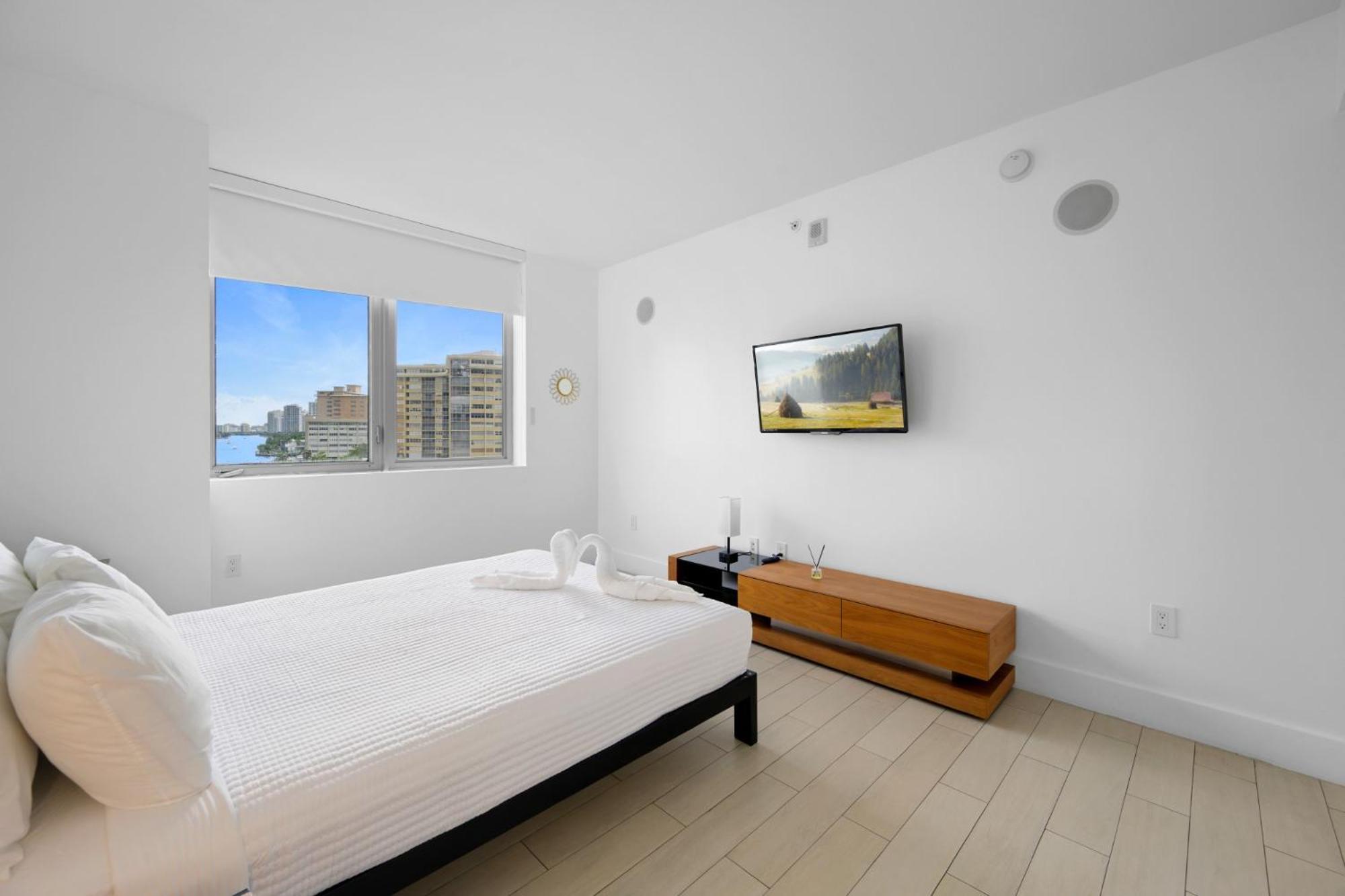 Hallandale Sky Water View Холандейл Бийч Екстериор снимка