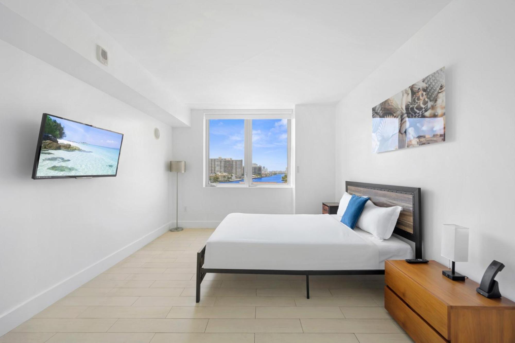 Hallandale Sky Water View Холандейл Бийч Екстериор снимка
