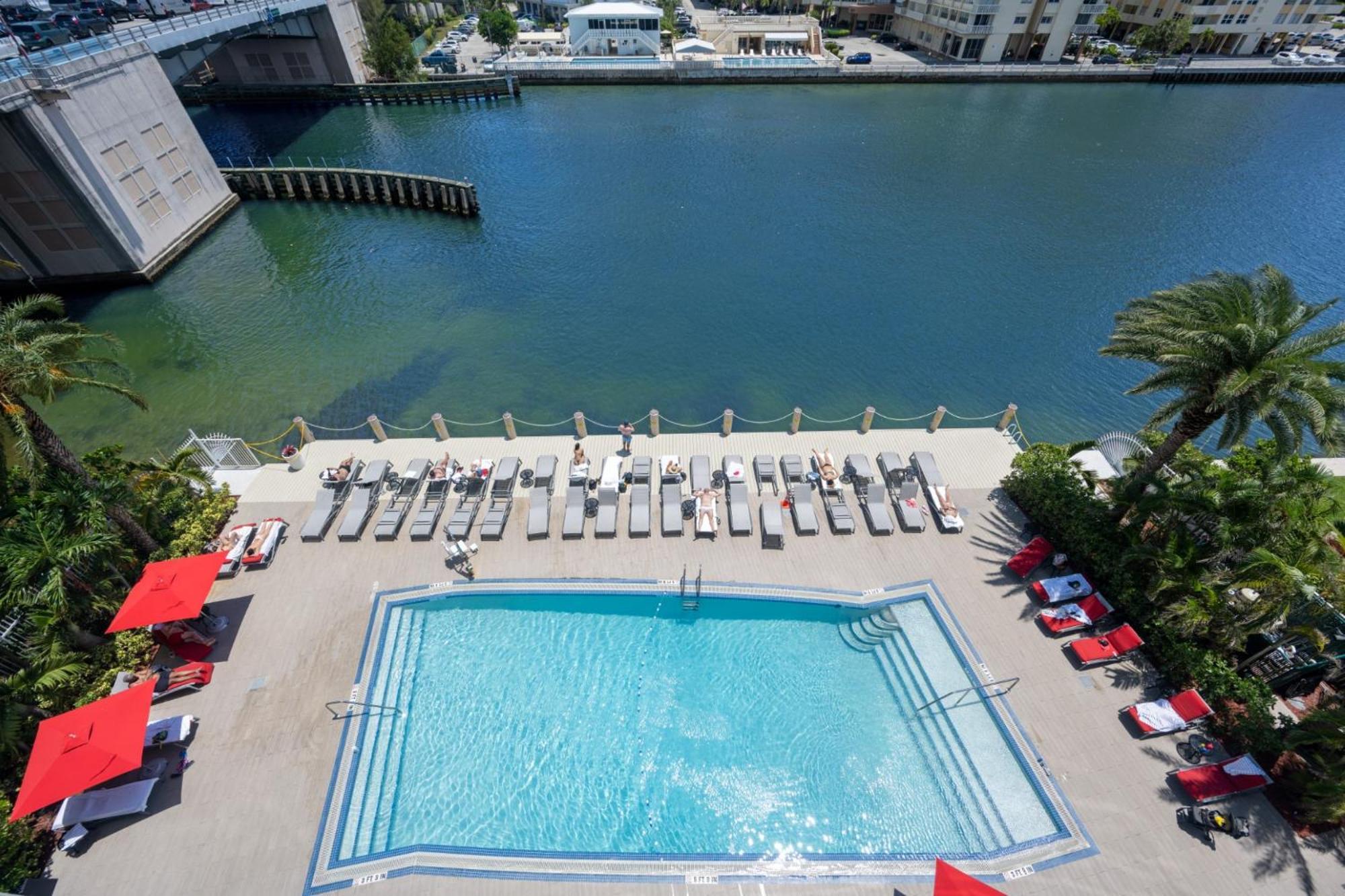 Hallandale Sky Water View Холандейл Бийч Екстериор снимка